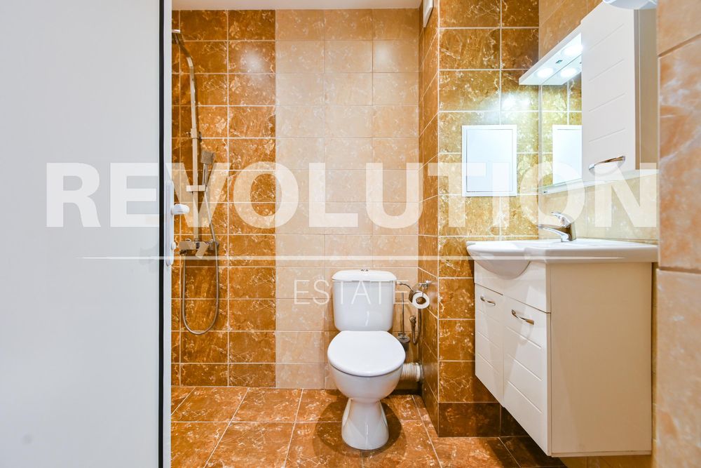 Дава се под наем Тристаен апартамент в София, Надежда 2 - 80 кв.м за 698.19 € - Снимка #8