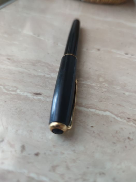 Parker Frontier Rollerball Black GT