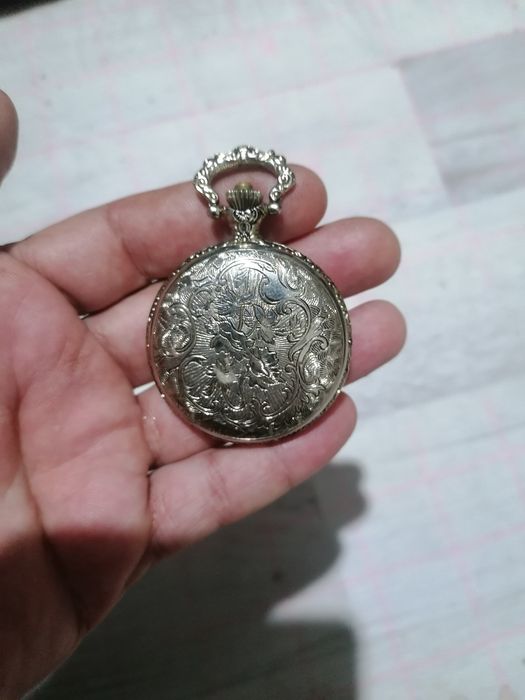 Продам корманые часы