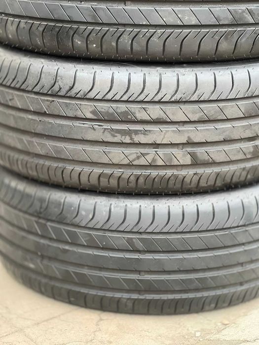 235 45 19 Dunlop Sp SportMaxx 4бр летни Гуми Дот 1425