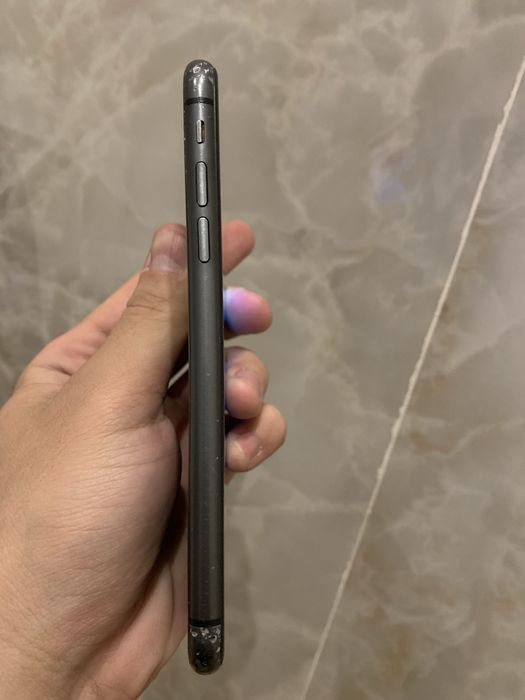 Продам iphone 11 64 gb