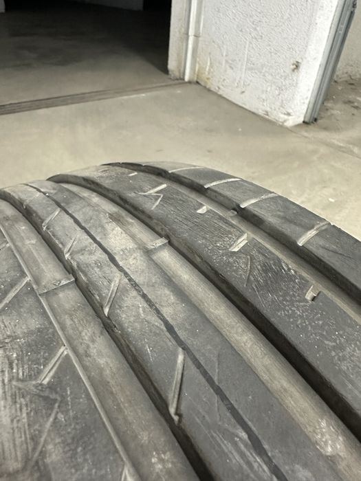 Летни гуми 245/40/R18