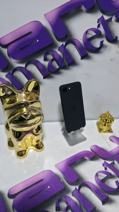 iPhone 16 E  5G 128GB Baterie:100%.Preṭ fix!210 Cicluri