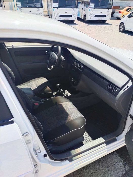 Продам свою машину Жентра