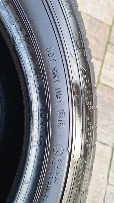 Anvelope 215 60 R 17 C Continental