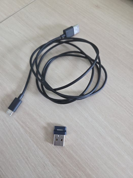 Poly Voyager Focus 2 - безжични слушалки