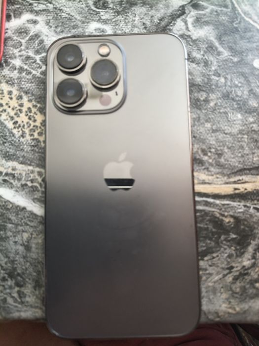 Vând iPhone 13Pro
