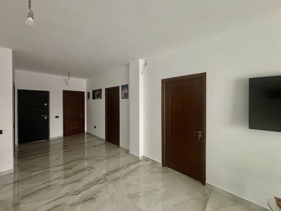 Casa de vanzare  str safirului