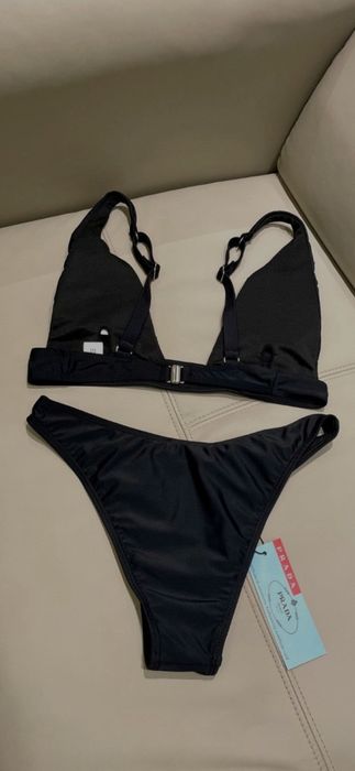 Costum de baie Pr*da, model 2026