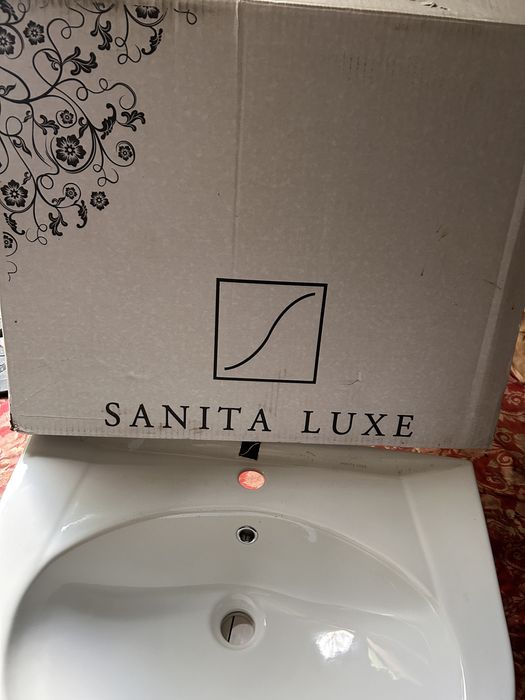 Раковина с пъедисталом для ванной