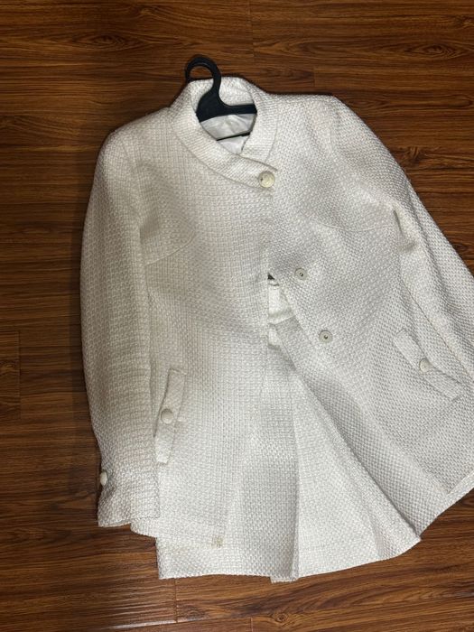 Продается костюм твид