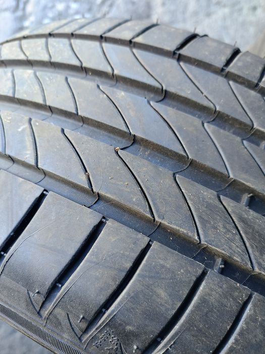 КАТО нови "MICHELIN"-17цола -215/55-1бр.-150лв.-8мм.