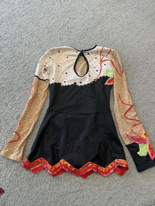 Трика за художествена гимнастика