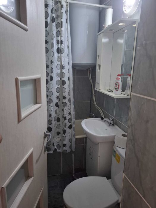 Vand apartament 2 camere Lupeni Hunedoara