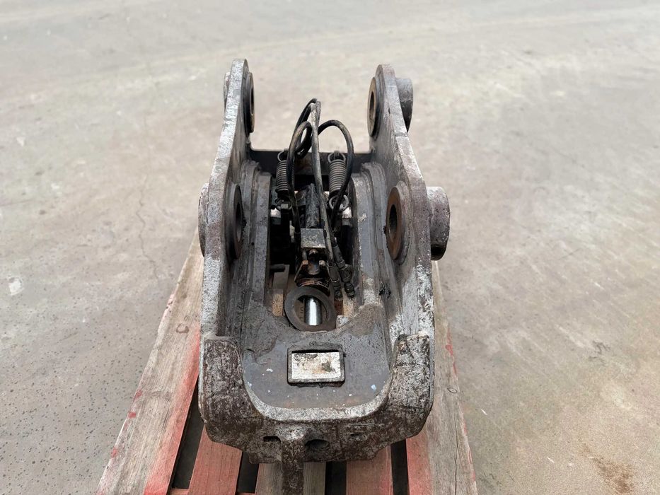 Cupla rapida Miller Geith Komatsu PC210 PC228 PC240 utilaj constructii excavator sistem prindere