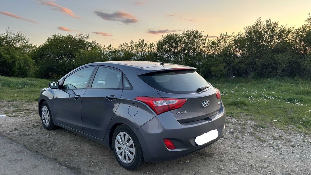 Vând Hyundai i30, unic proprietar (din 2016, 195k km)