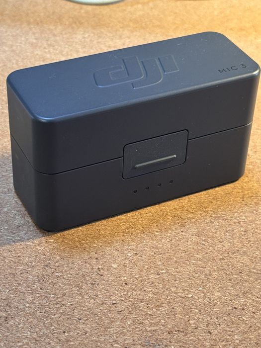 DJI - Mic 3, 2 TX + 1 RX + Charging Case, черен