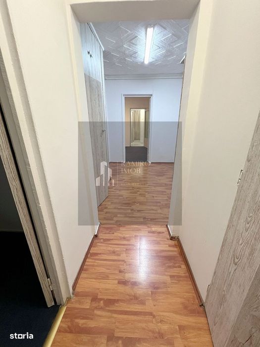 3 camere Piata Sudului 2 bai 1982