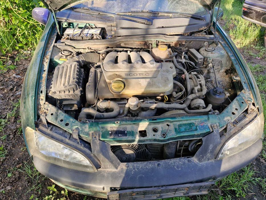 Опел тигра на части