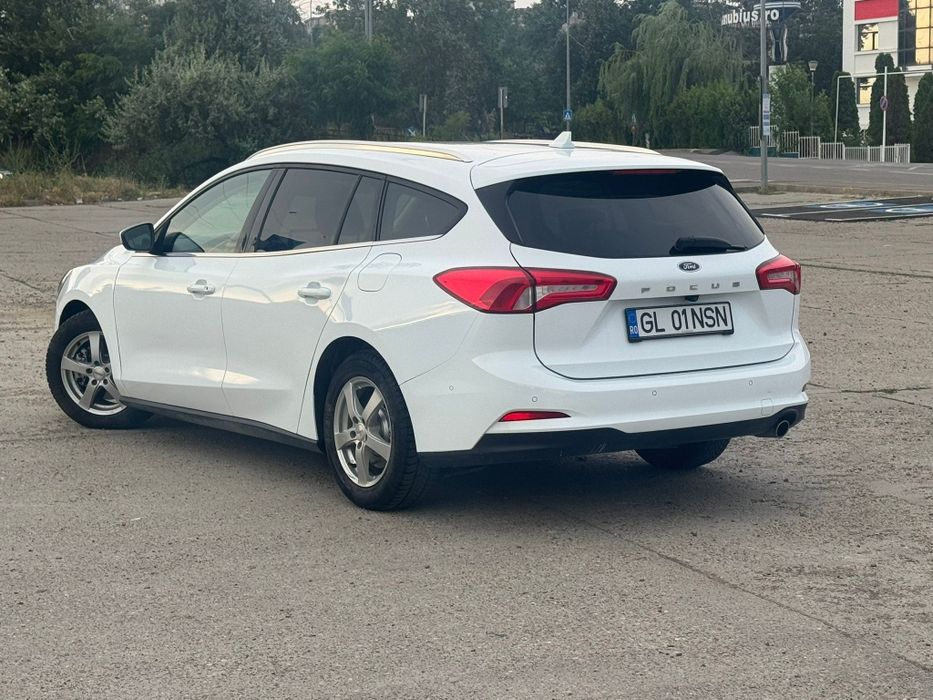 FORD Focus 2019 — imagine 3
