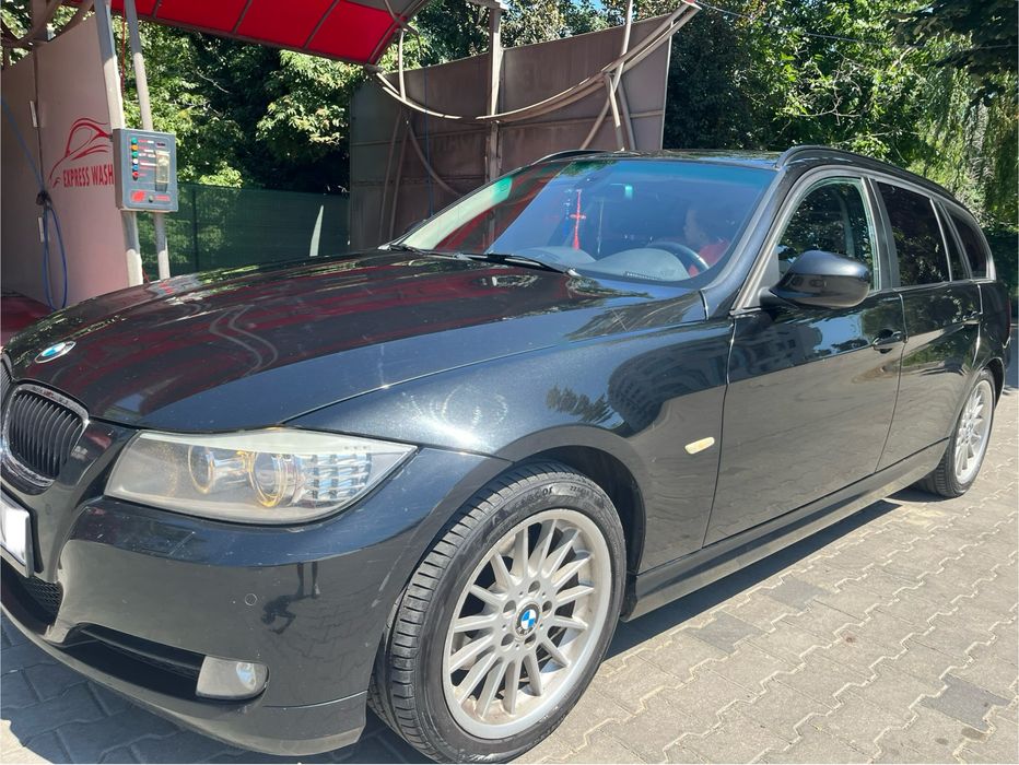 BMW 3 Series 2010 — imagine 3