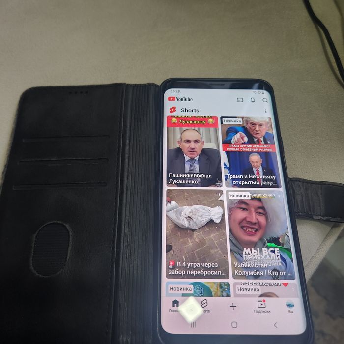 Продается смартфон Самсунг S9+