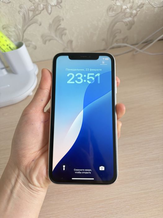 Продаю iPhone 11, 128 ГБ, белый.