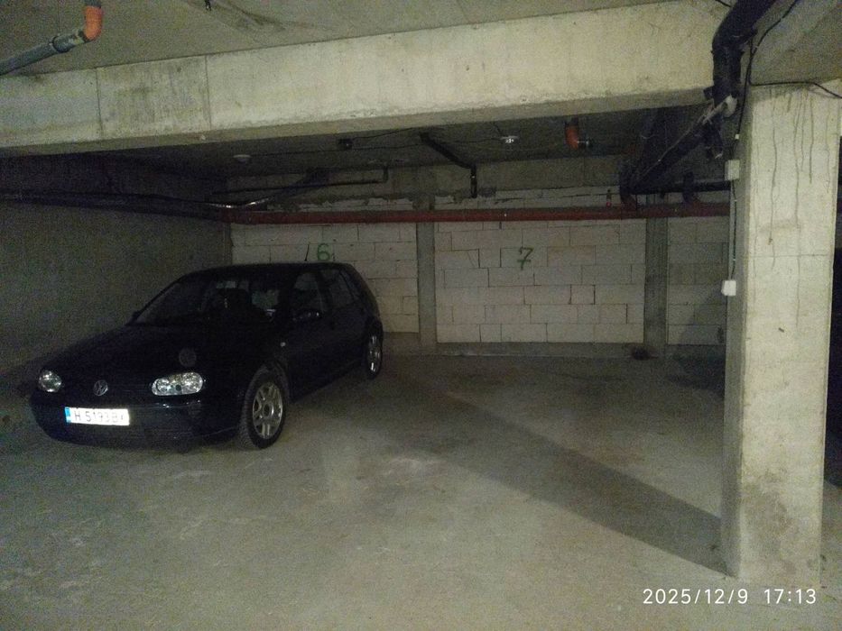 Дава се под наем Гараж / Паркомясто в Шумен, Гривица - 15 кв.м за 51 € - Снимка #1