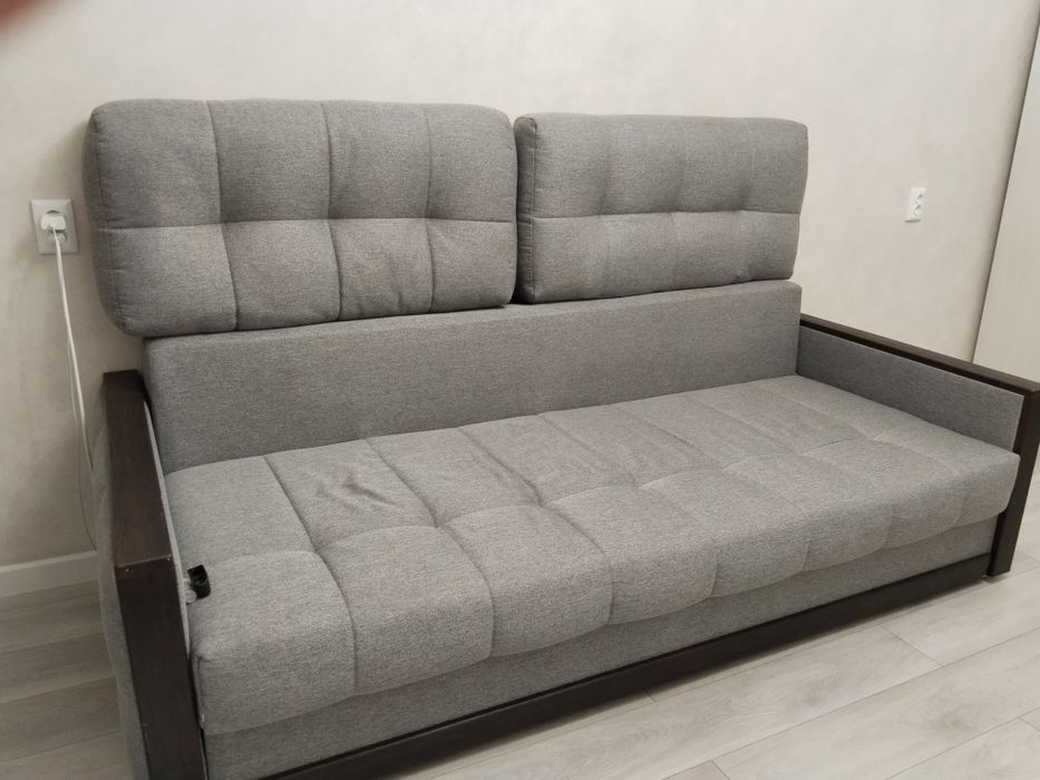 Продам диван ,тик так