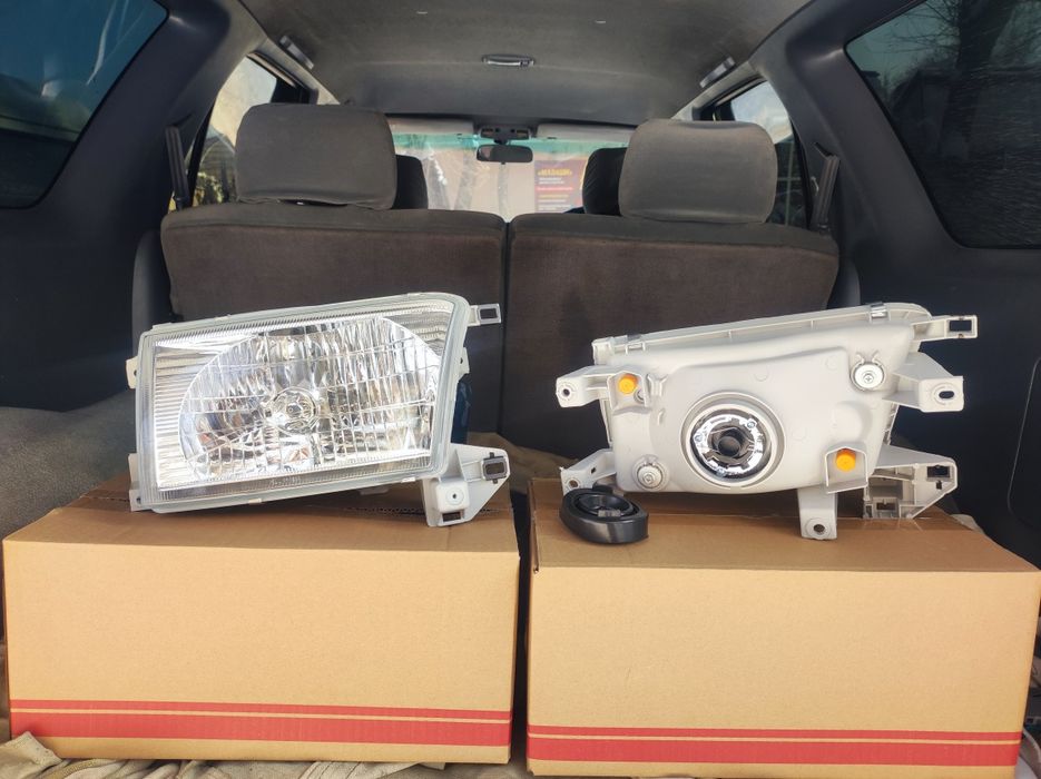 Фары Toyota Surf-4runner 185, стеклянные