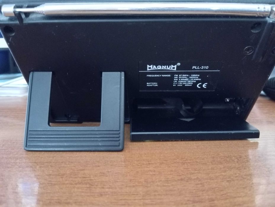 Преносимо радио с цифров тунер