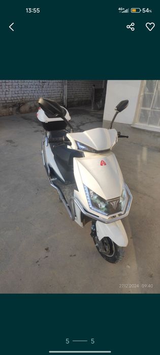 Elektron skuter srochna sotiladi.