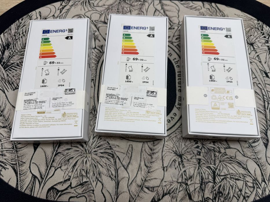 Honor 400 Smart 5G 4/128gb - нови с гаранция