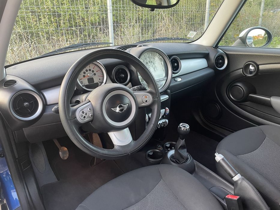 Mini Cooper D, 1.6 diesel, 109 cp, an 2008 luna 06