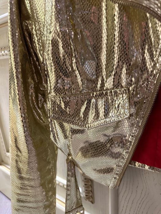 Костюм с юбкой размер S