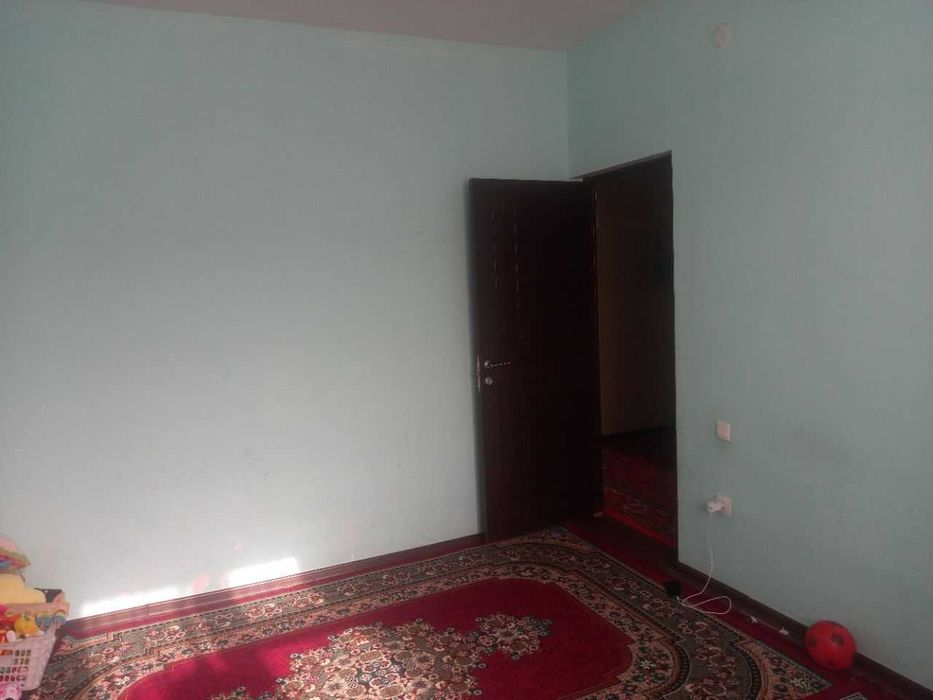 Кармана 3-хонали квартира тезда сотилади