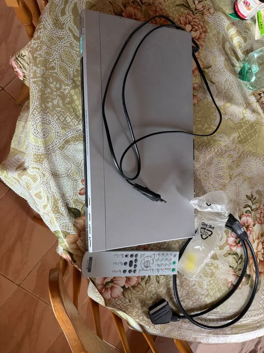 DVD player с дистанционно