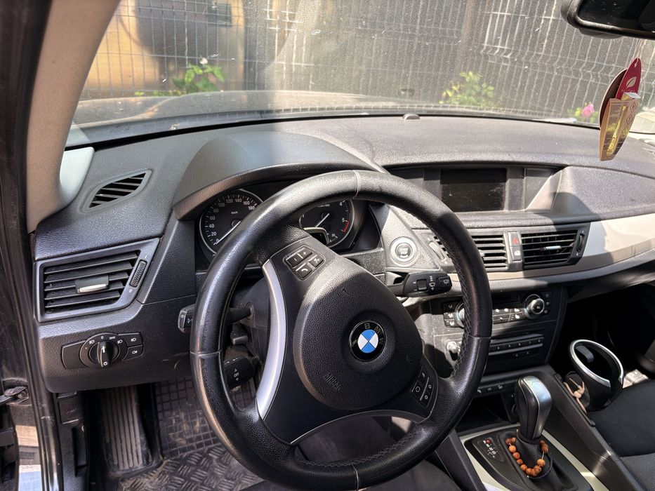 Bmw x1 xdrive  automata an 2011
