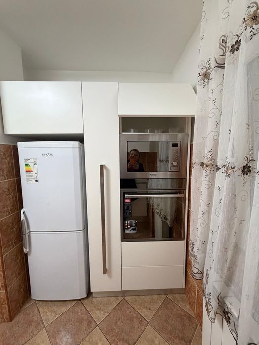 Inchiriez apartament 3 camere tip AN zona vis a vis Dorbob