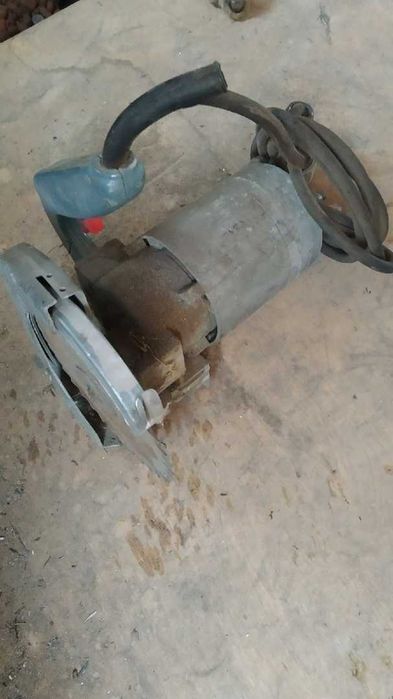 Продам циркулярную пилу