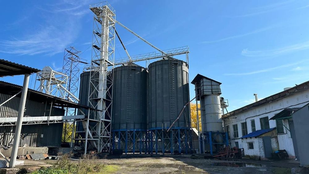 Продаётся база-элеватор