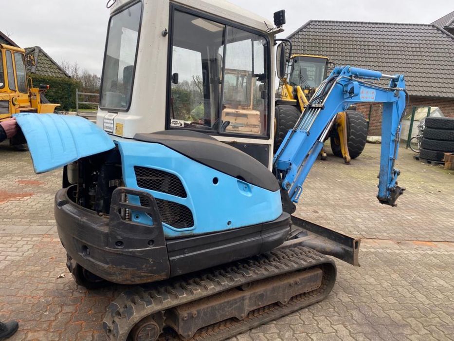 Miniexcavator Kubota tip KX61-3