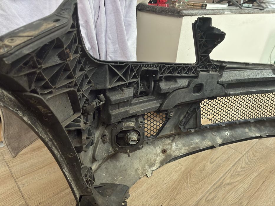 Предна AMG броня за Mercedes W204