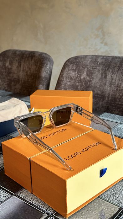 Louis Vuitton 1.1 Millionaires – Transparent