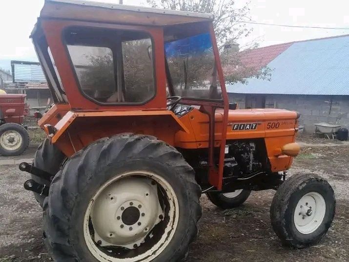 Tractor Fiat 500 stare ca nou  nu 445 450 550 640
