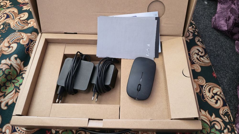 Asus Vivobook S330U
