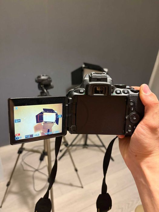 Kit Nikon 5600 COMPLET gata de folosit