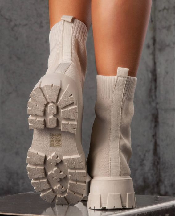 Боти от плат в цвят шампанско