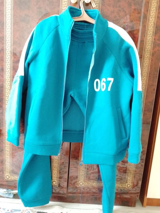 Спортивки с ночёсом.