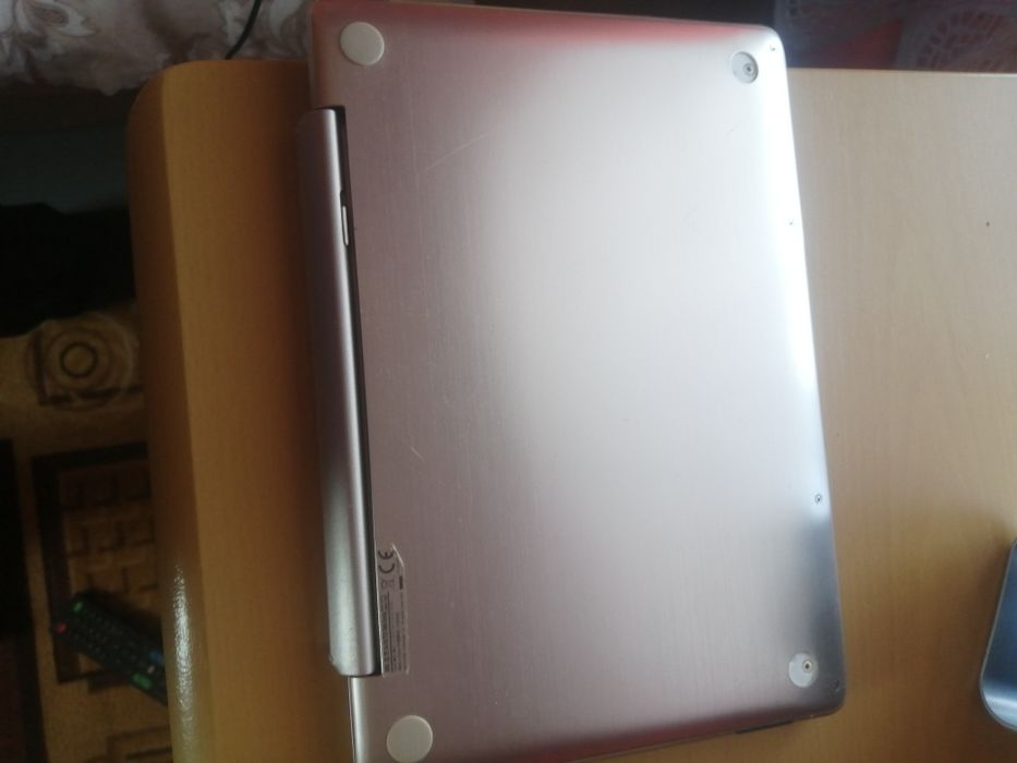 Таблет ASUS tf201